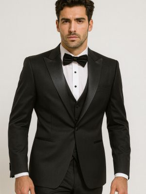 Smoking | Negro | Solapa en punta | Traje 3 piezas