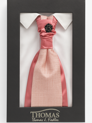 corbatín/plastron/rosado